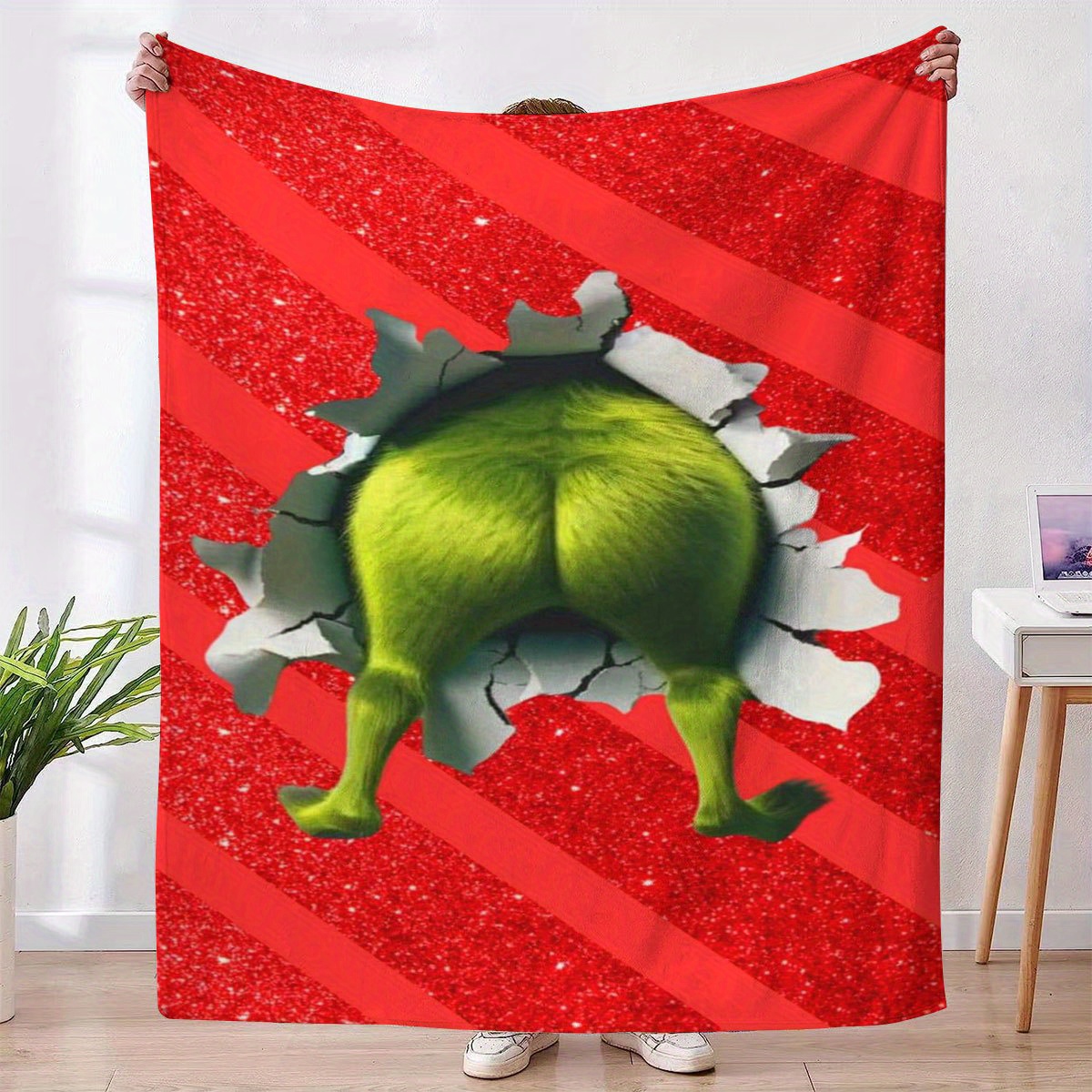 A plush wool blanket featuring - Home Textiles Images 리뷰 및 가격